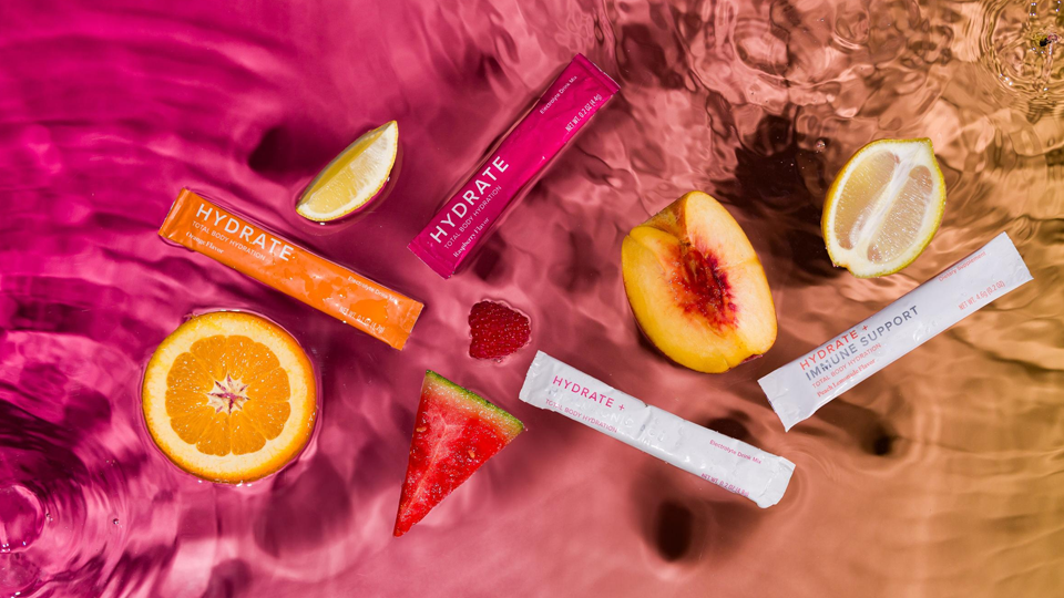 Hydrate family of products with fruit